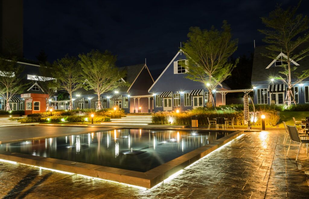 outdoor landscape lighting